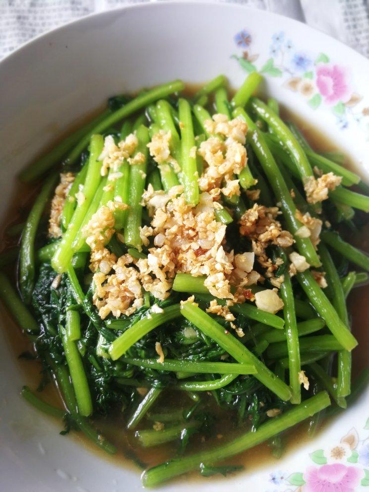 郡俪做的蒜茸茼蒿