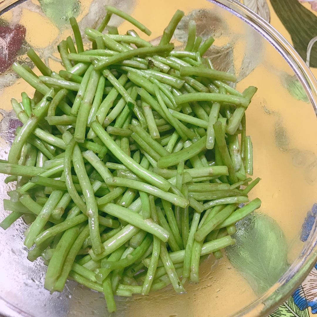 清炒芦蒿