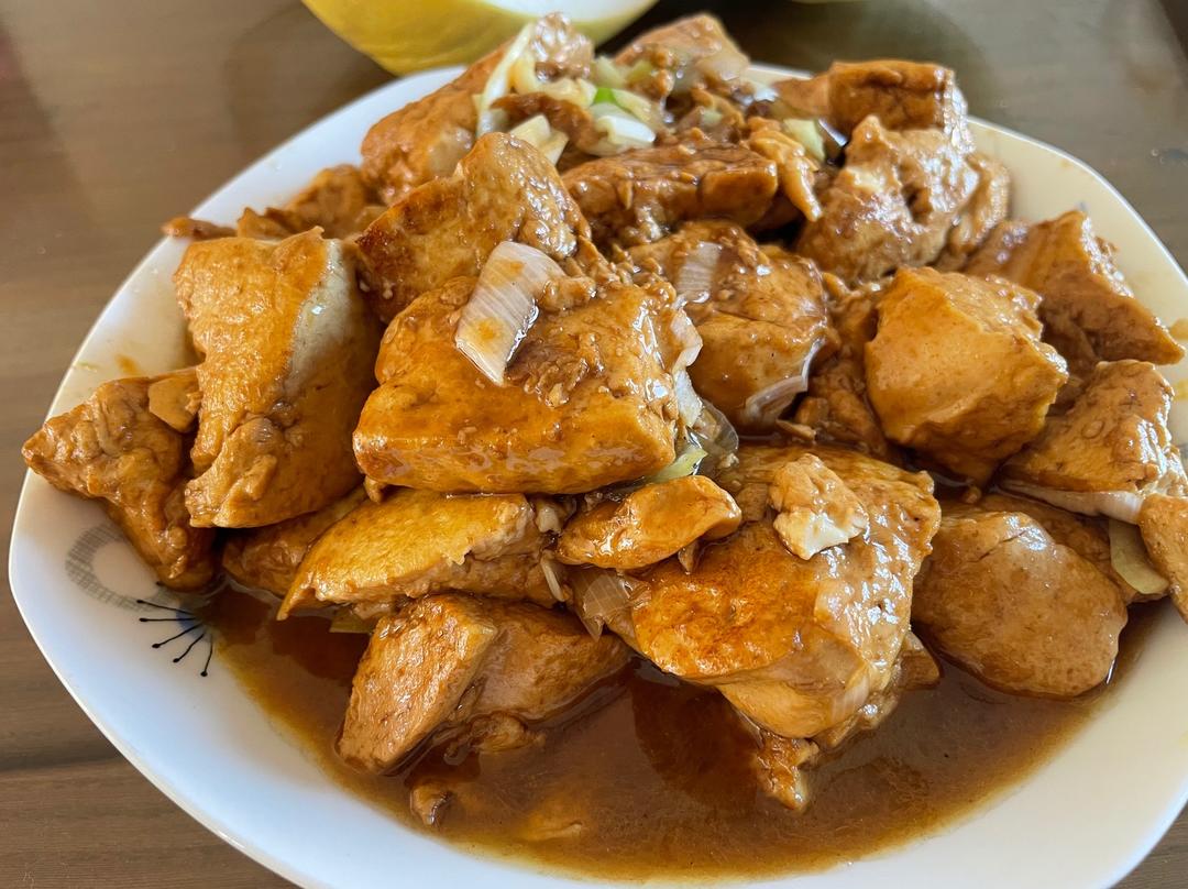 经济实惠超级简单好吃的葱烧豆腐