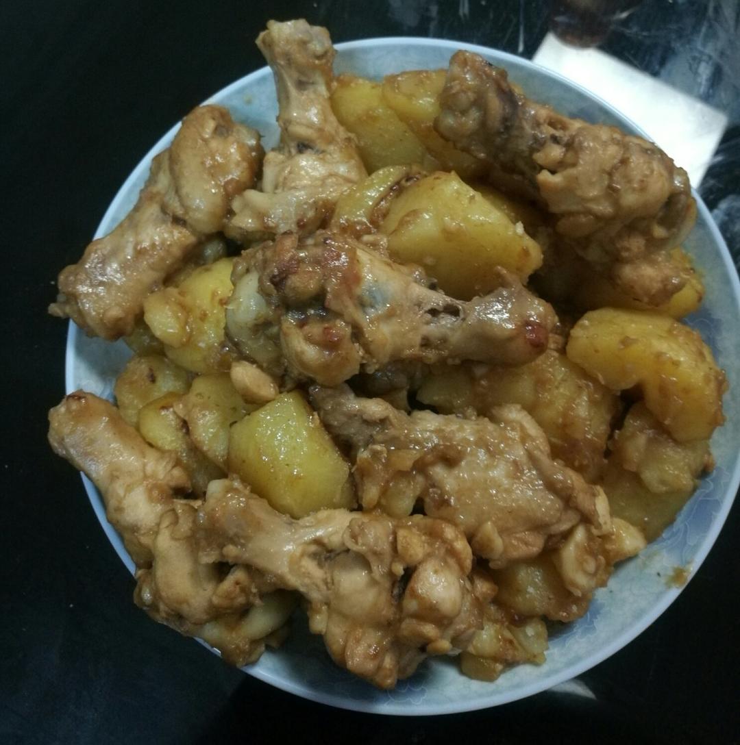 土豆焖鸡腿
