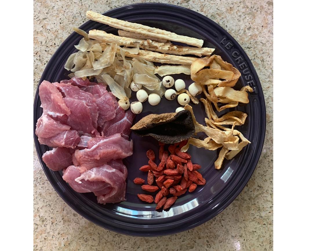 沙参玉竹瘦肉汤