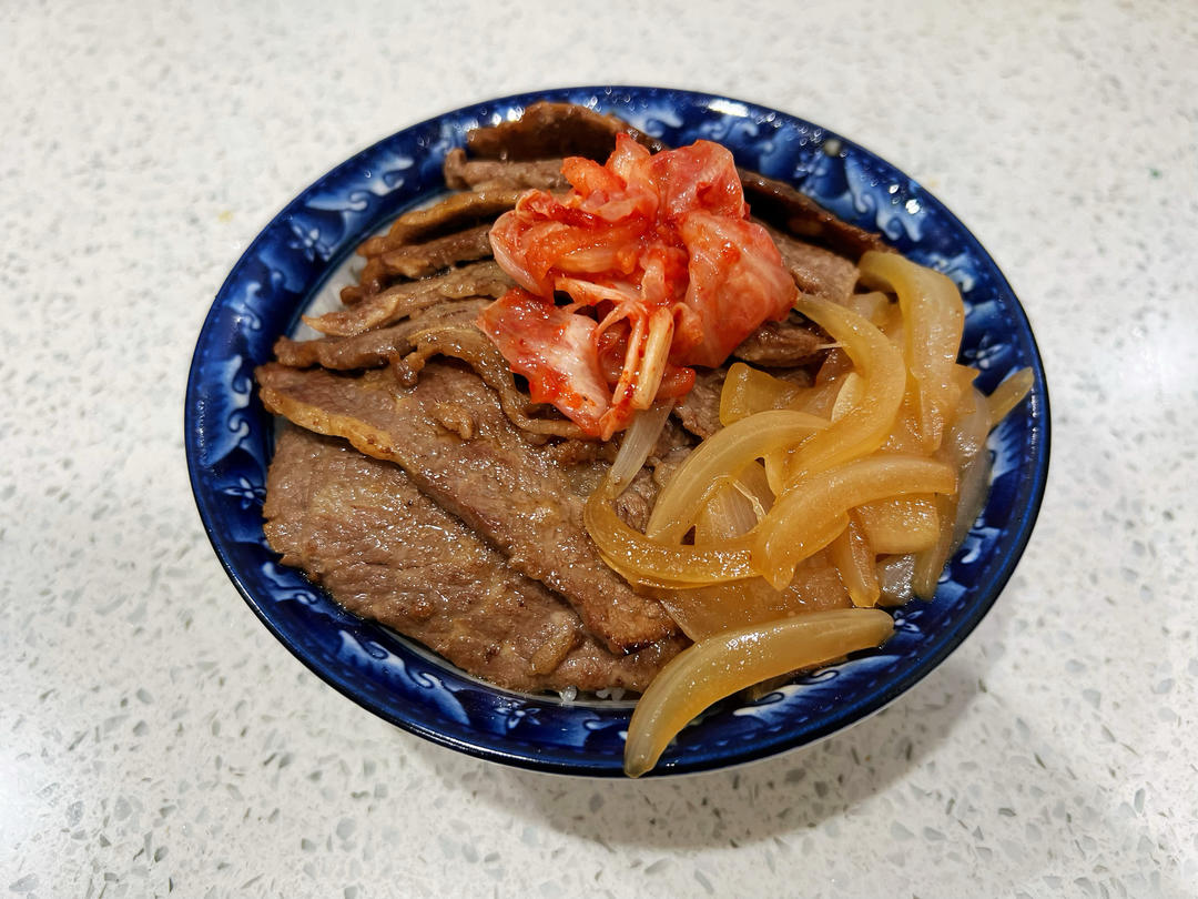 스테이크덮밥烤牛肉饭