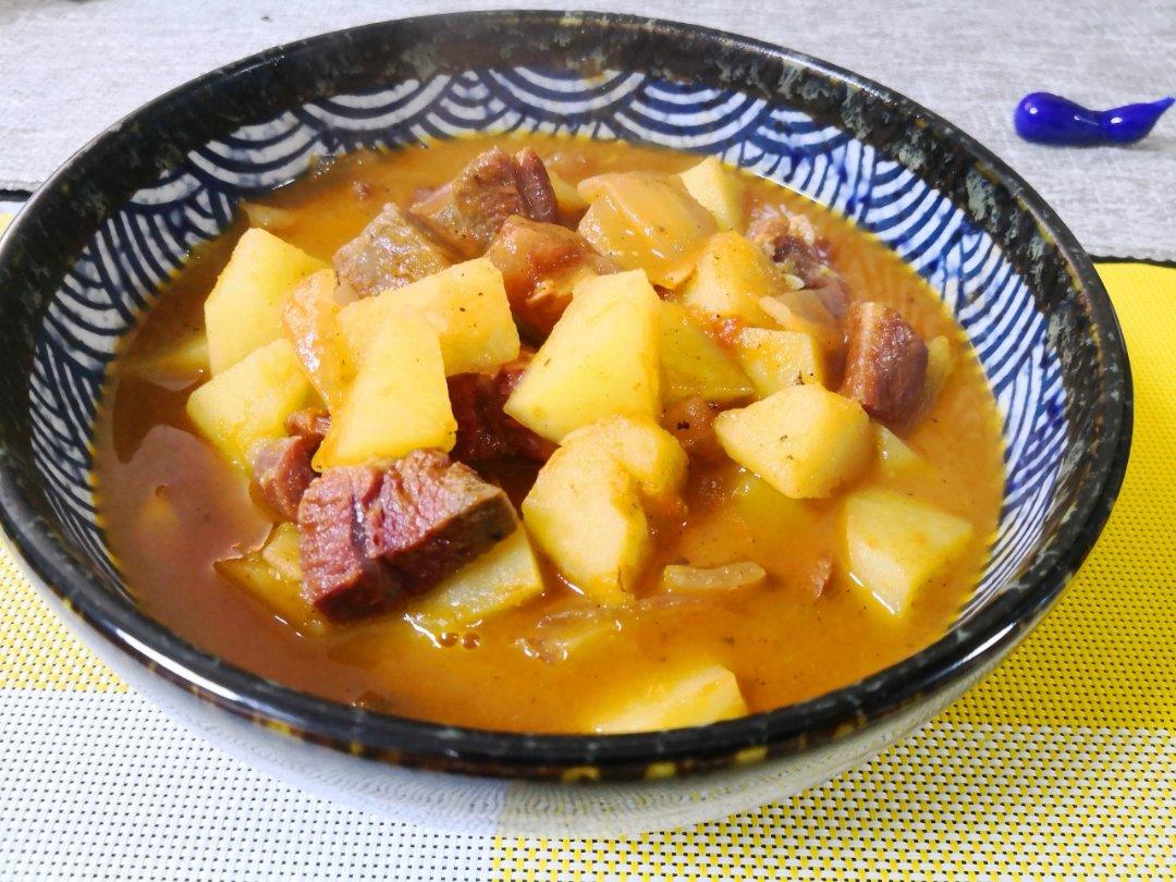 番茄土豆炖牛腩