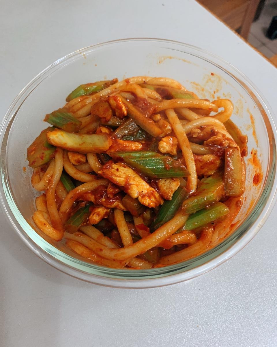 歹歹的新疆炒米粉