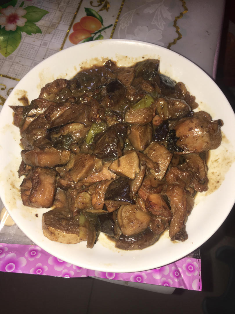 香菇炖鸡块