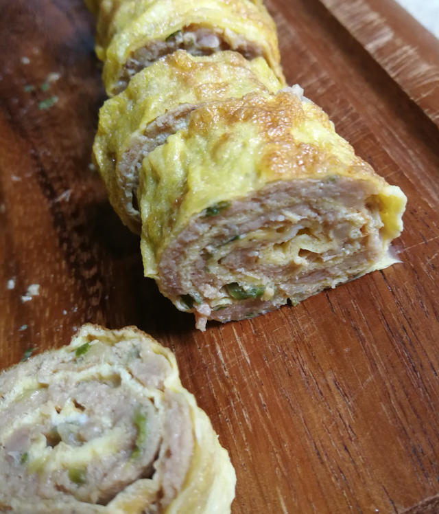 老爸的手艺---蒸肉蛋卷