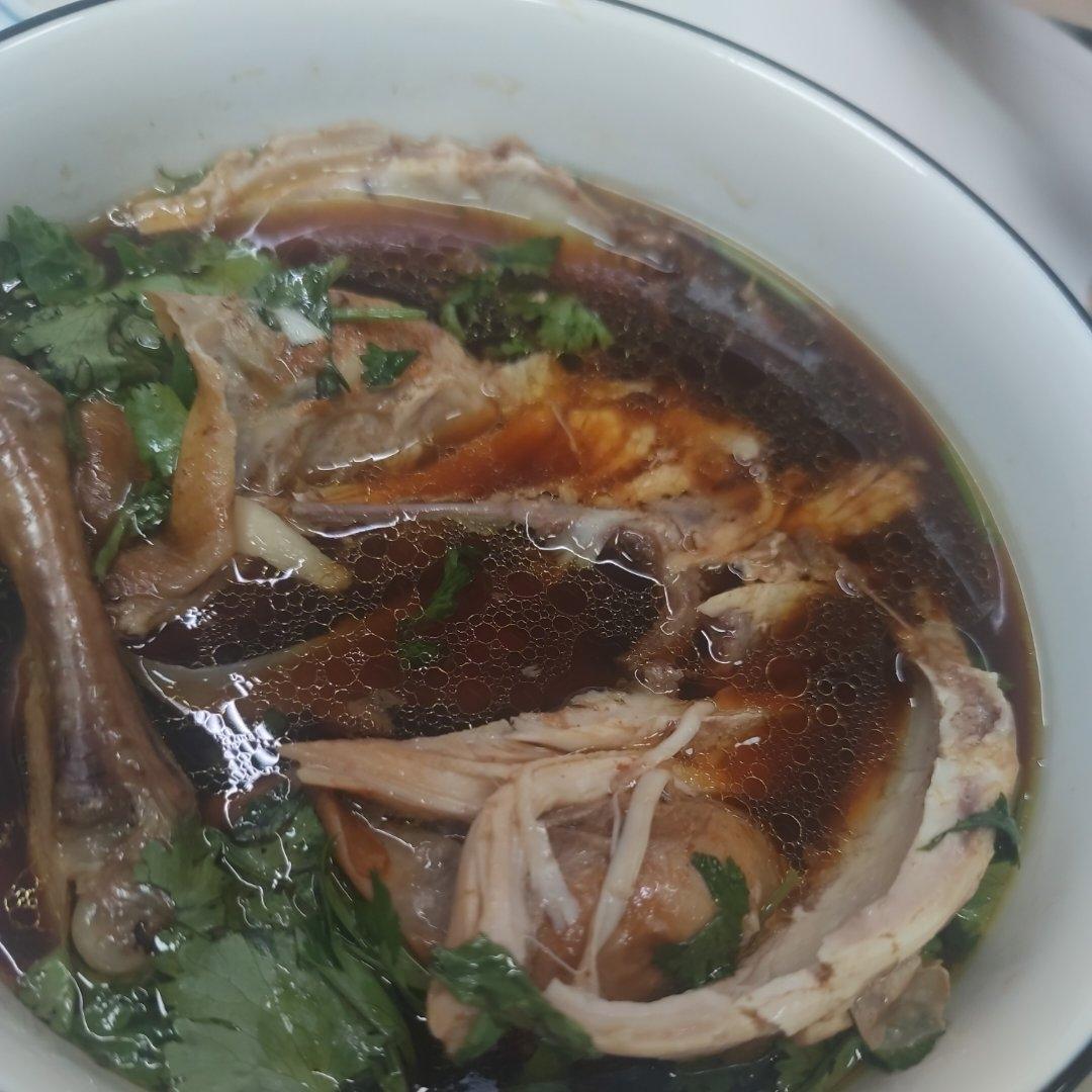 独家秘制三黄鸡（超简单但美味）