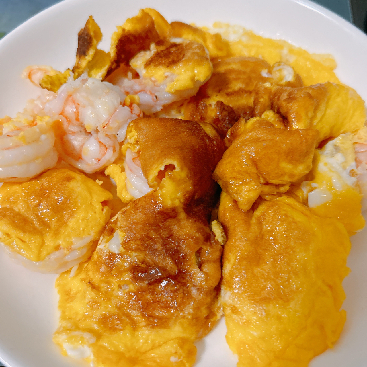 嫩滑鲜美的虾仁炒鸡蛋—简单、快手