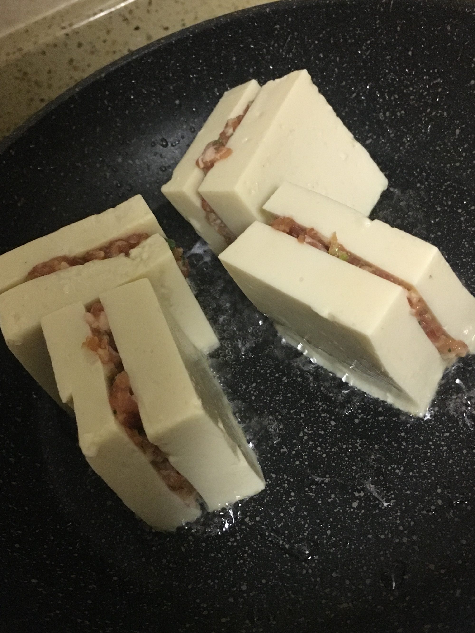 砂锅酿豆腐的做法 步骤4