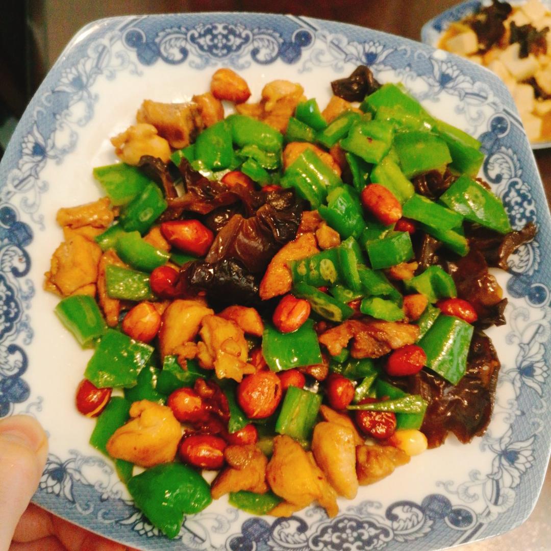 青椒炒鸡腿肉（大厨级别）