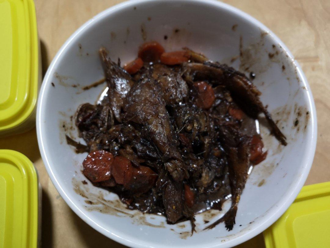 红烧小杂鱼
