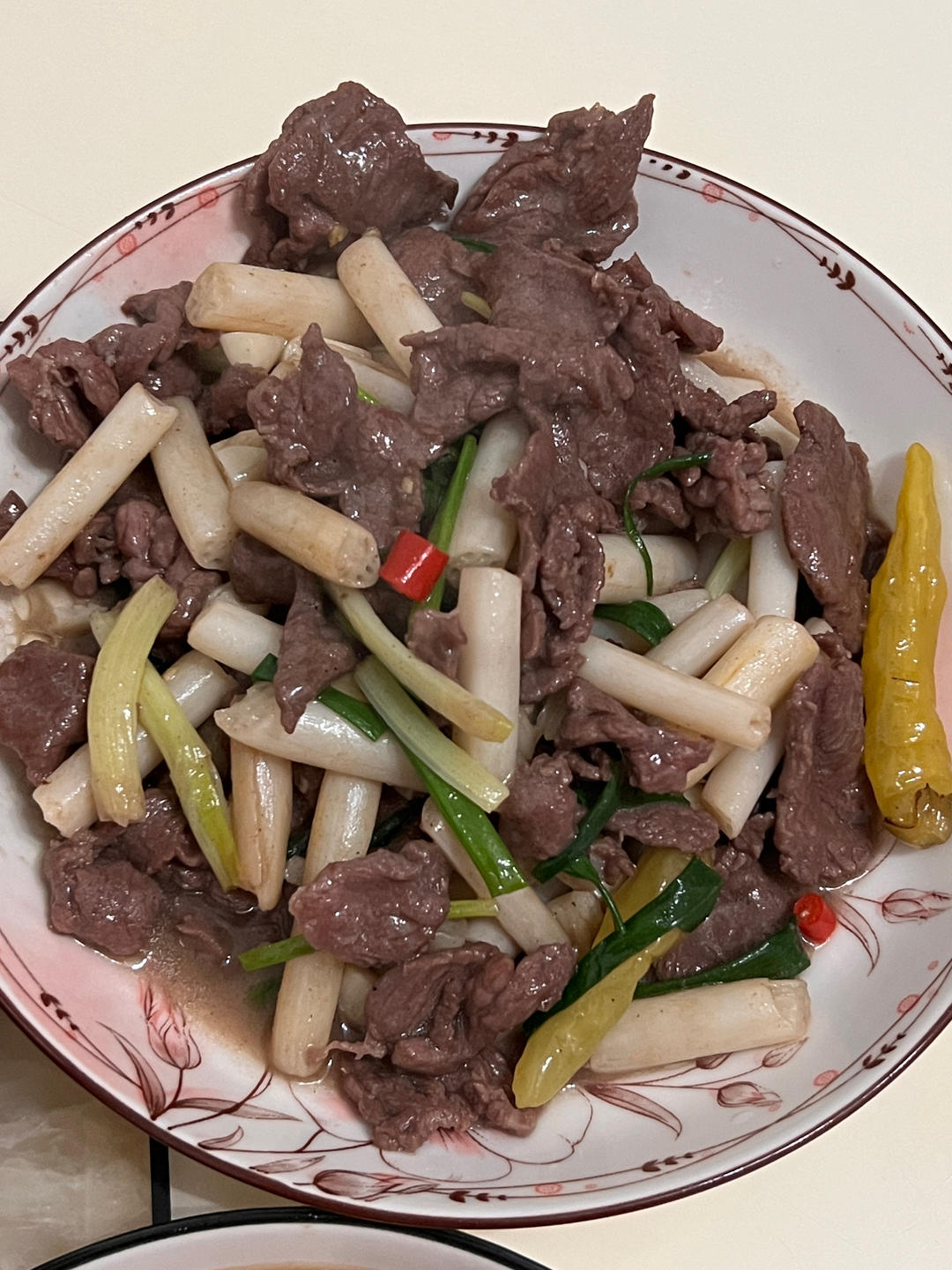 巨巨巨下饭好吃的藕带泡椒牛肉