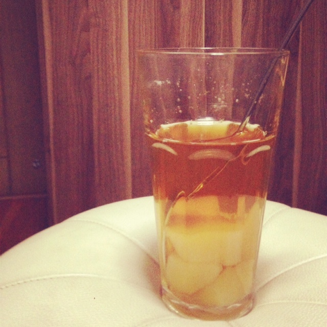 夏日冰爽蜜桃冰茶