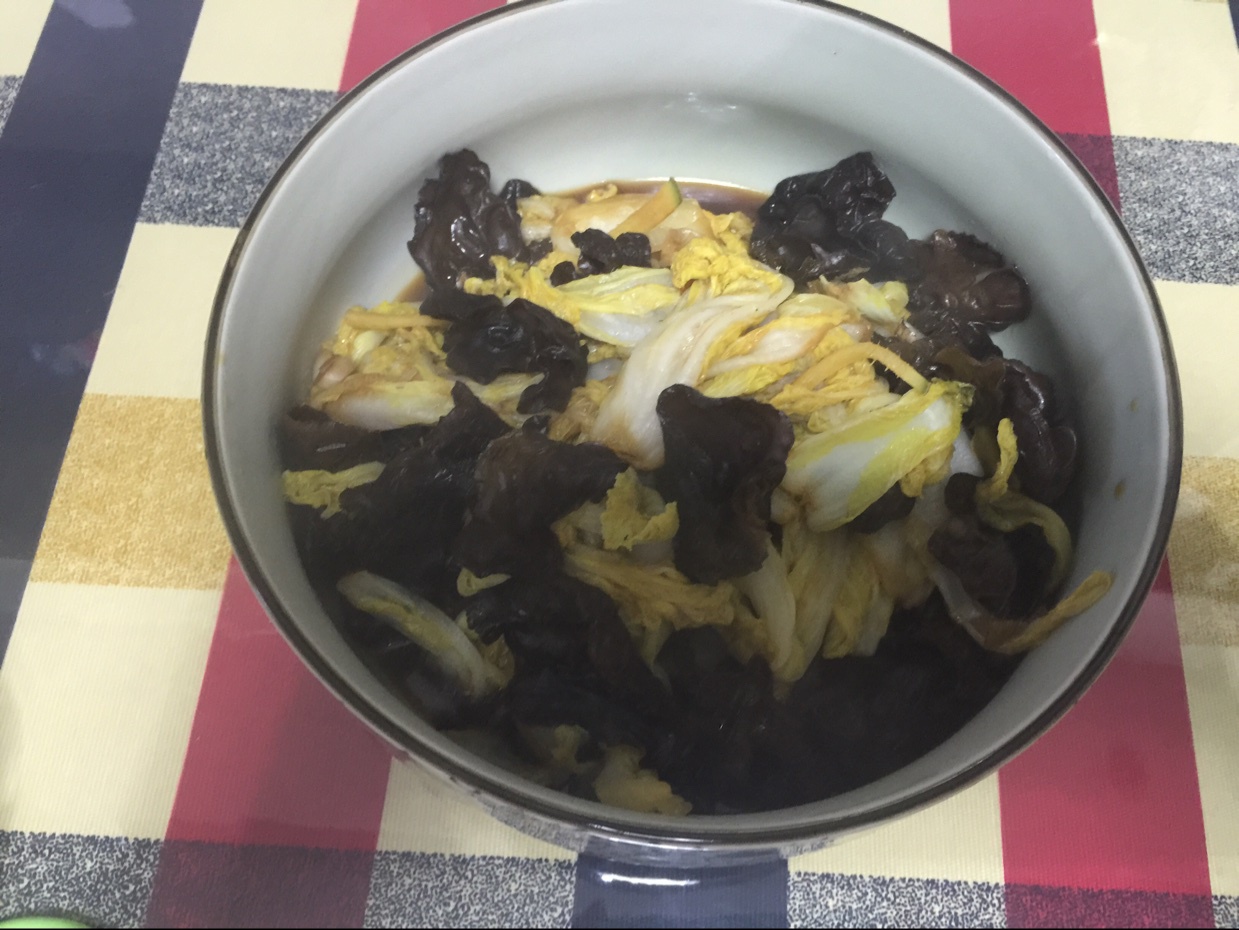 白菜炒木耳
