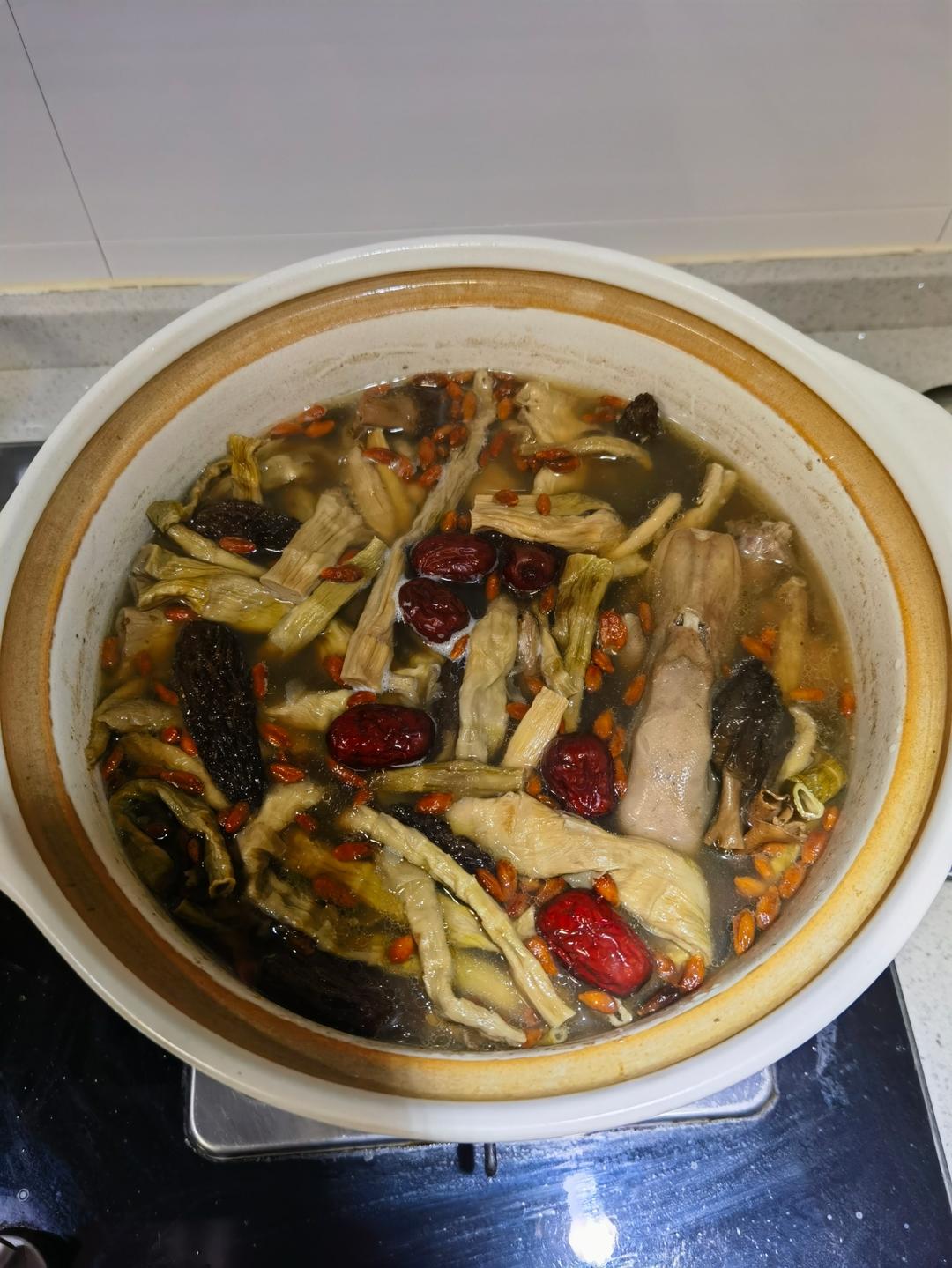 滋补老鸭汤