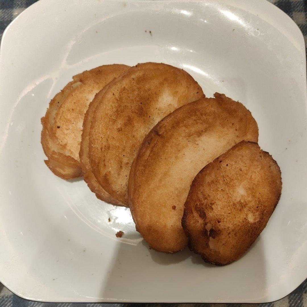 金黄酥脆利口的炸馒头片