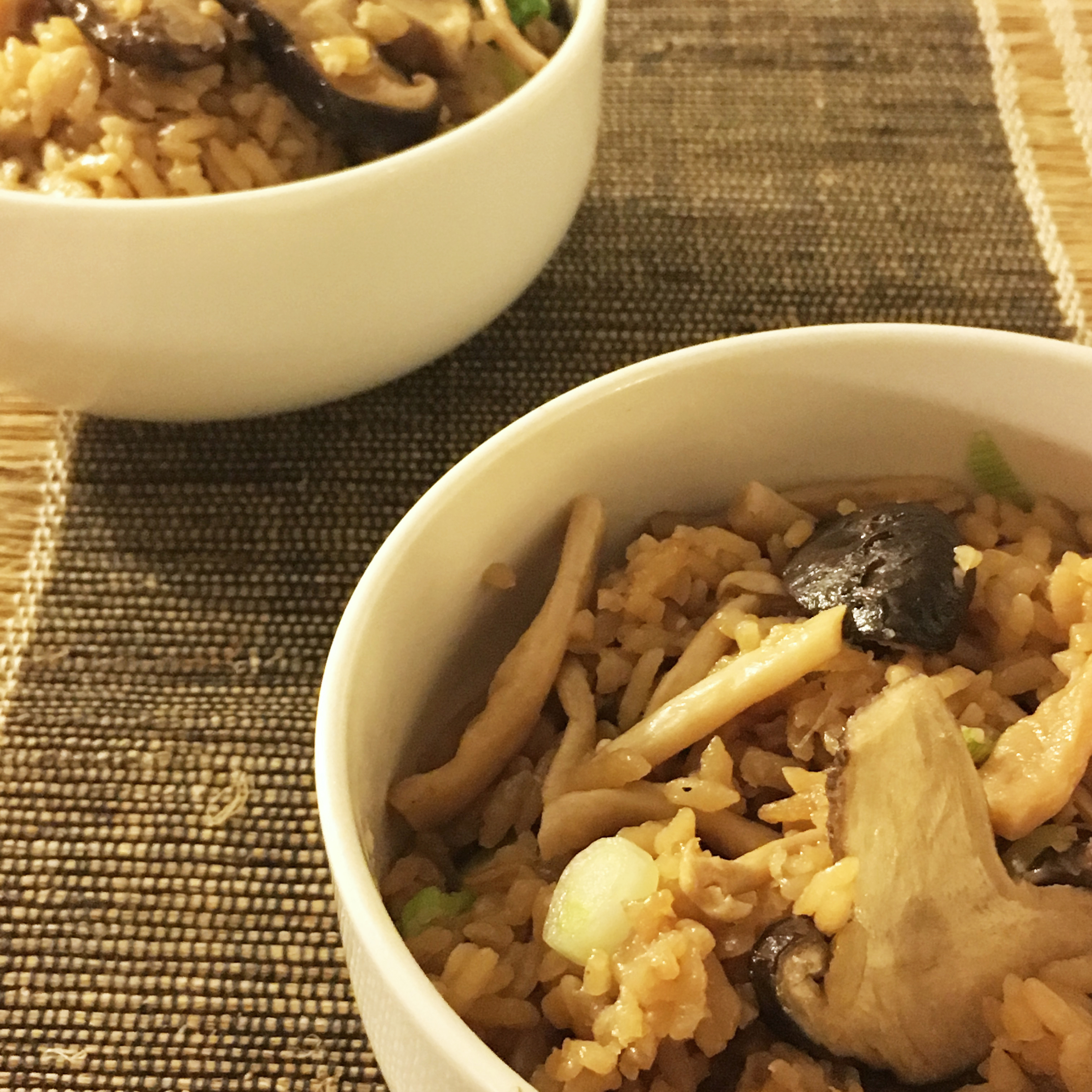 日式菌菇饭 きのこご飯的做法
