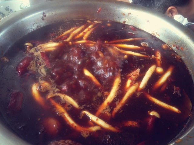 绝味川菜—重庆地道老火锅๑