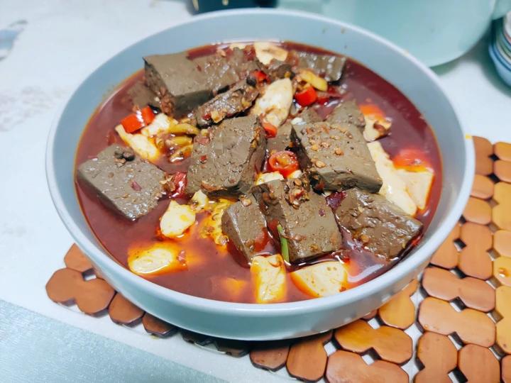 麻辣鸭血豆腐（不碎的内酯豆腐）