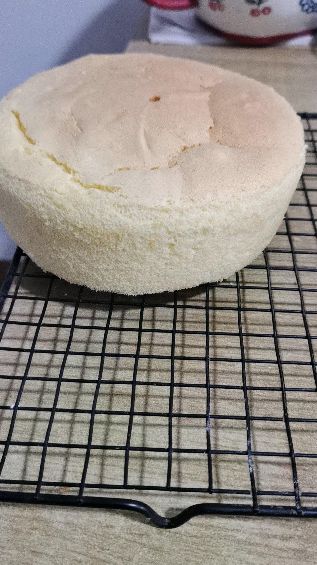 同时烤六寸加八寸戚风