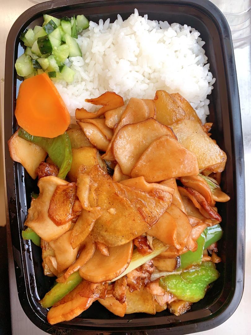 杏鲍菇炒土豆片