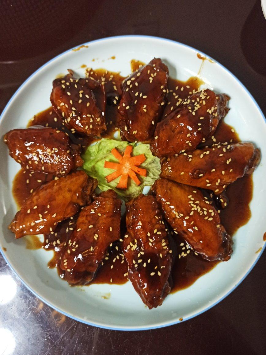 悠悠逑做的可乐鸡翅(超级成功案例)