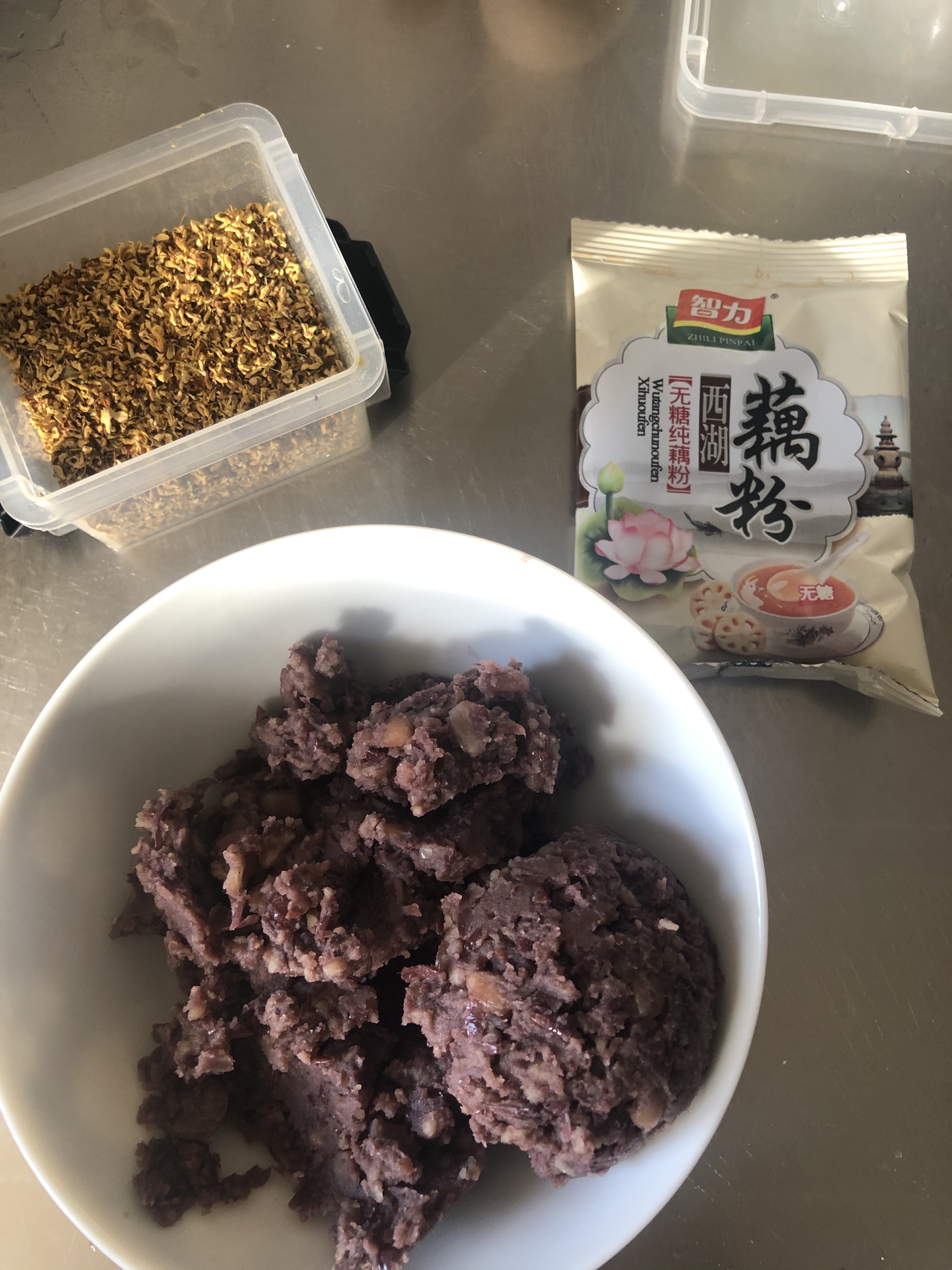 桂花红豆沙藕粉粥的做法 步骤3