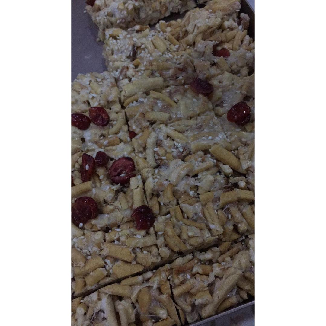 蔓越莓牛扎糖沙琪玛