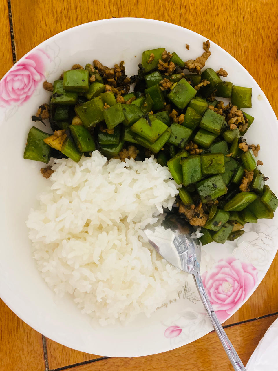 榄菜肉末四季豆