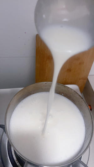 浓郁椰香紫薯糖水汤圆（有自做椰奶教程）的做法 步骤8