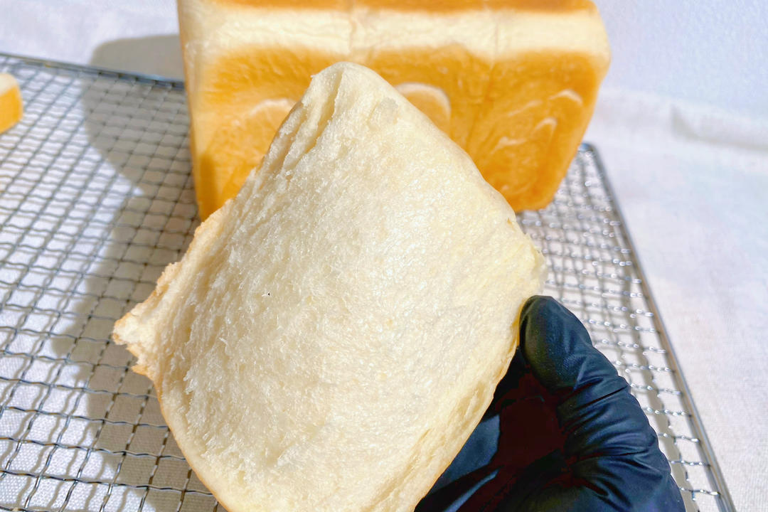 🍞日式生吐司                              高含水量超柔软超绵密