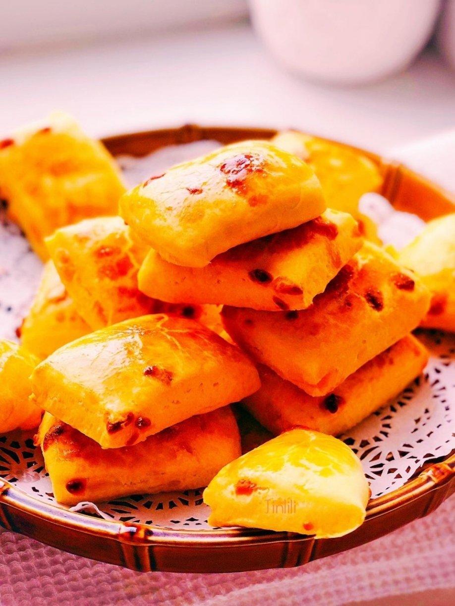 咸香奶酪司康配奶酪酱