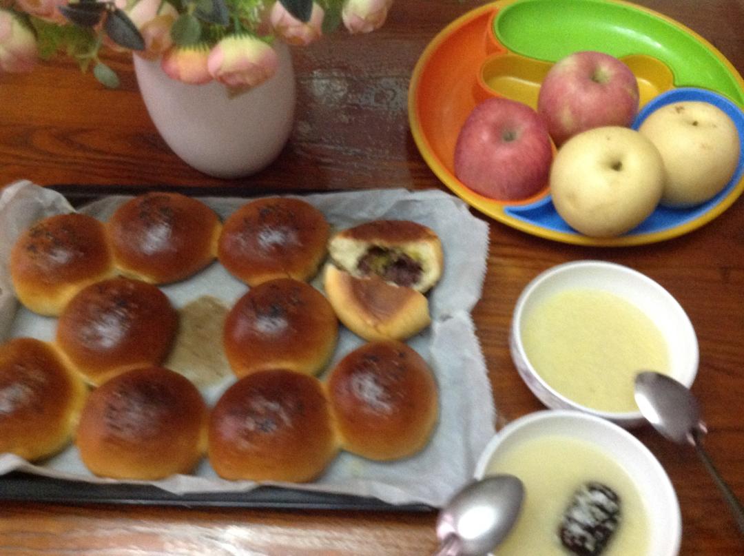 红豆餐包