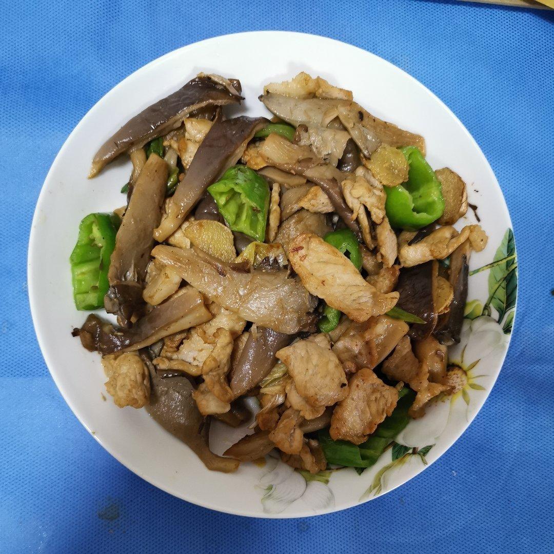 蘑菇炒肉