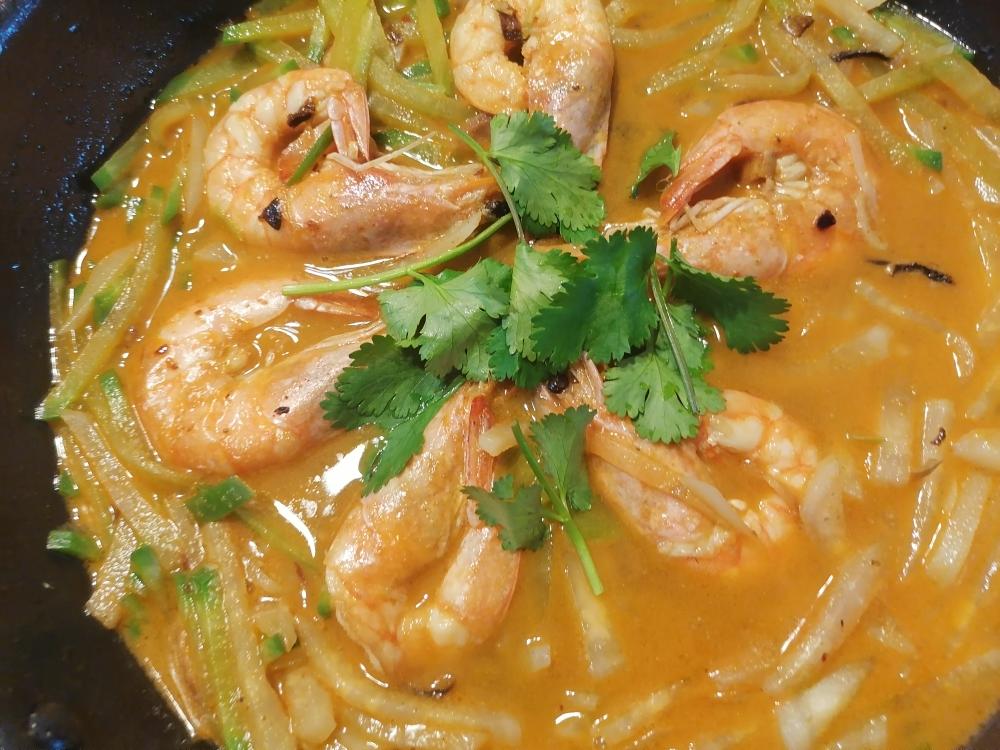 养生青虾萝卜汤的做法