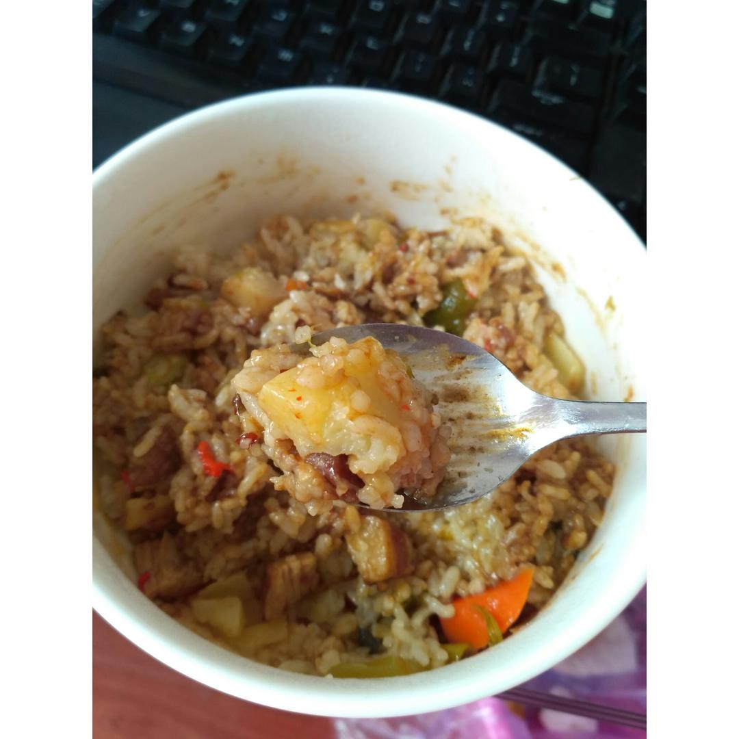 土豆焖饭（电饭锅版）