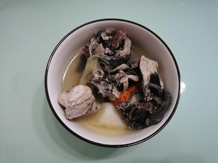 山药红枣乌鸡汤