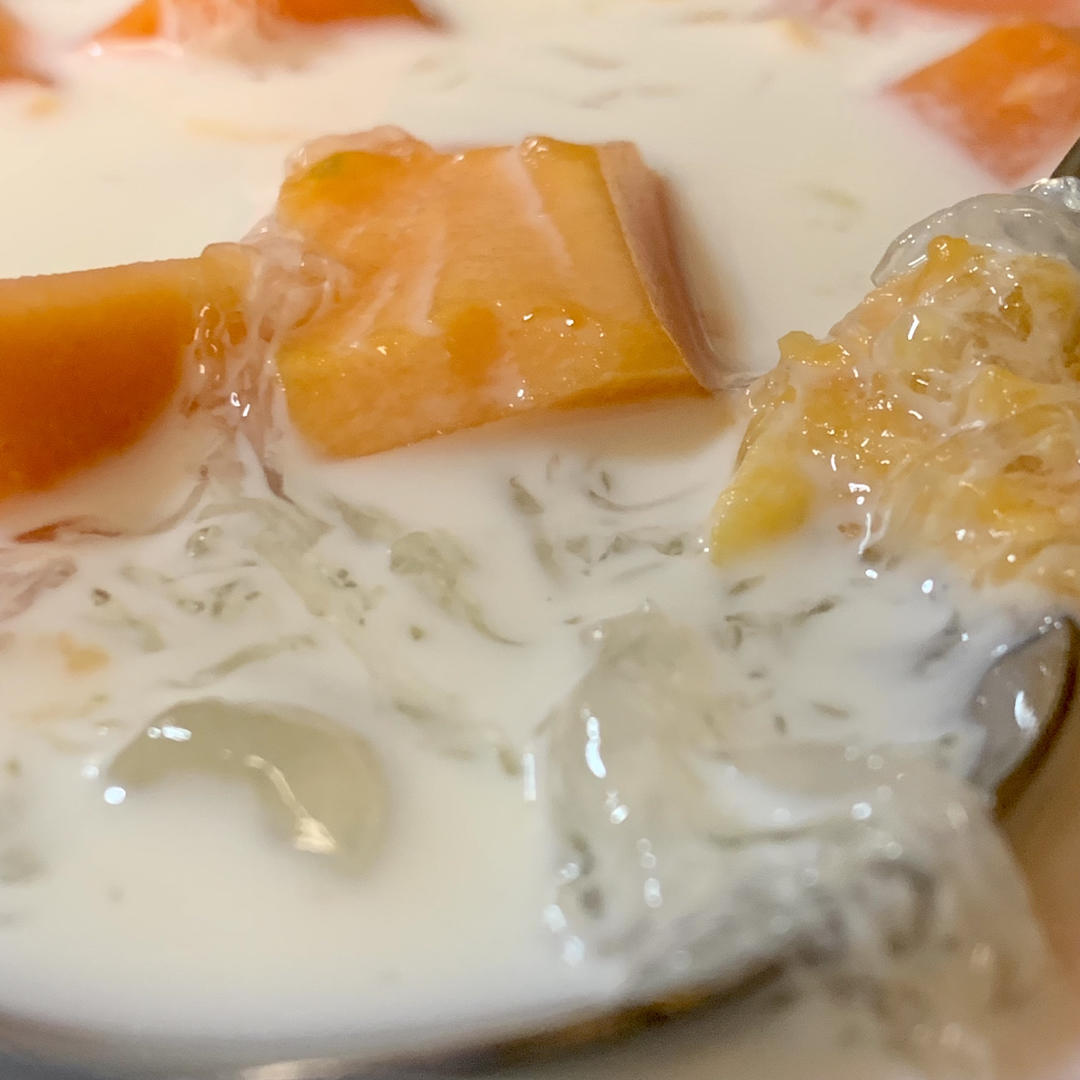 木瓜牛奶炖燕窝