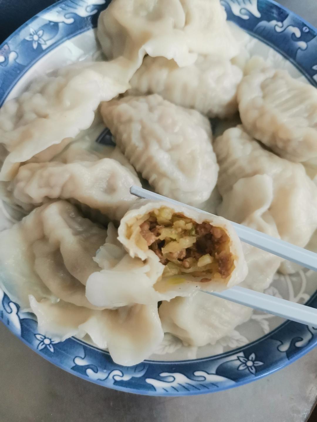 孩子超爱吃的萝卜猪肉水饺，专治不吃菜的熊孩子
