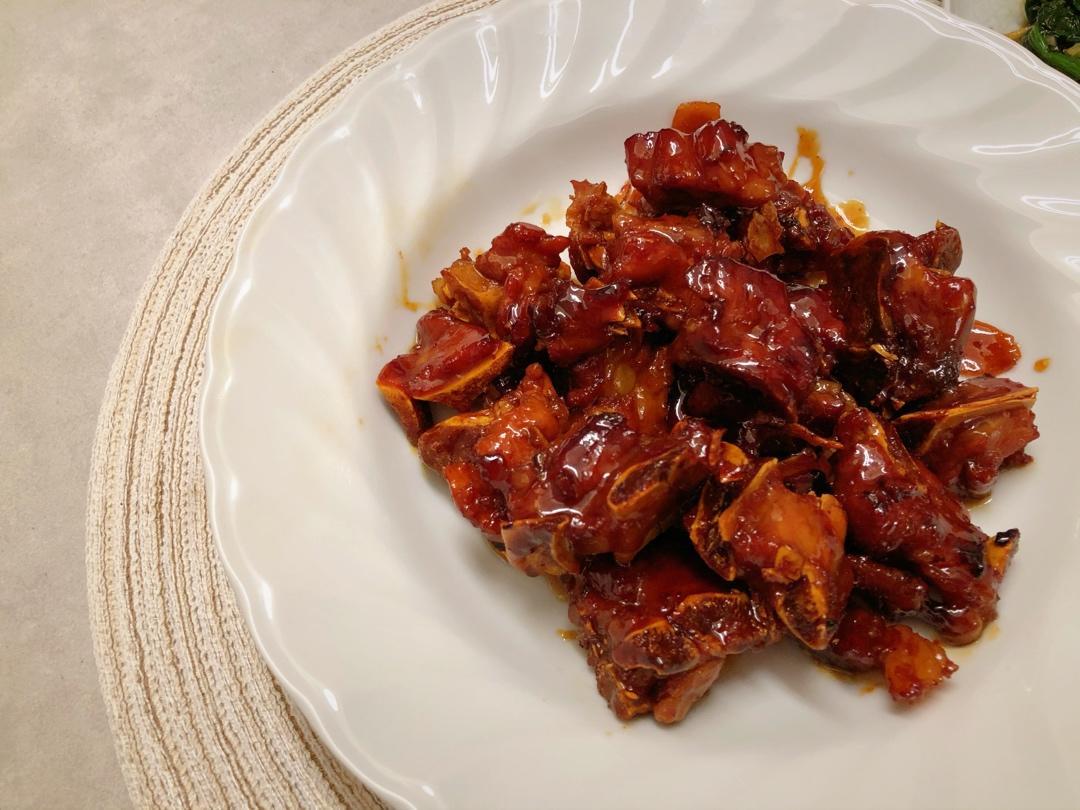 超级好吃的红烧小排