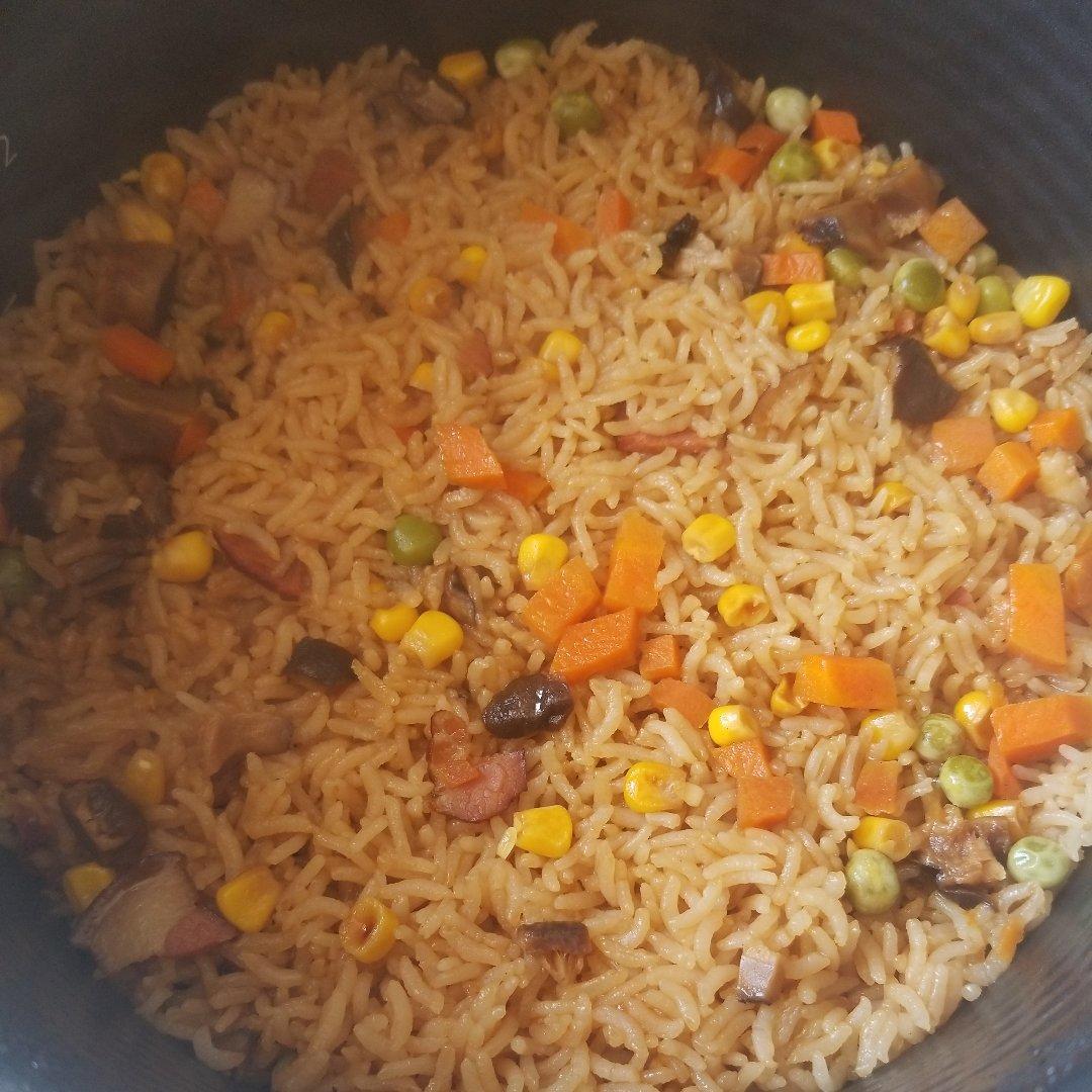 土豆腊肉焖饭（电饭煲）