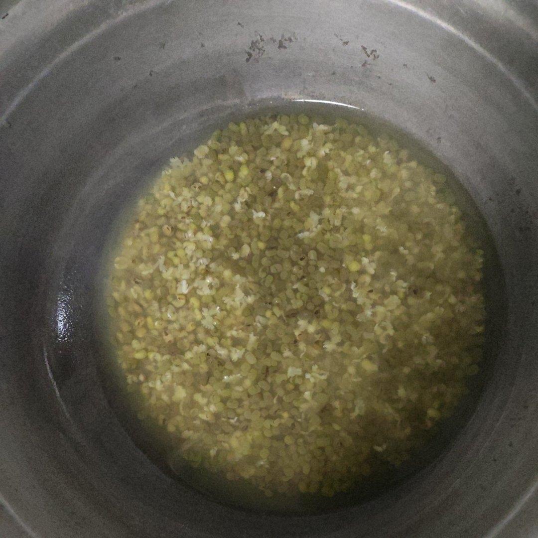 绿豆糖水冰沙绿豆汤（免浸泡速出沙）