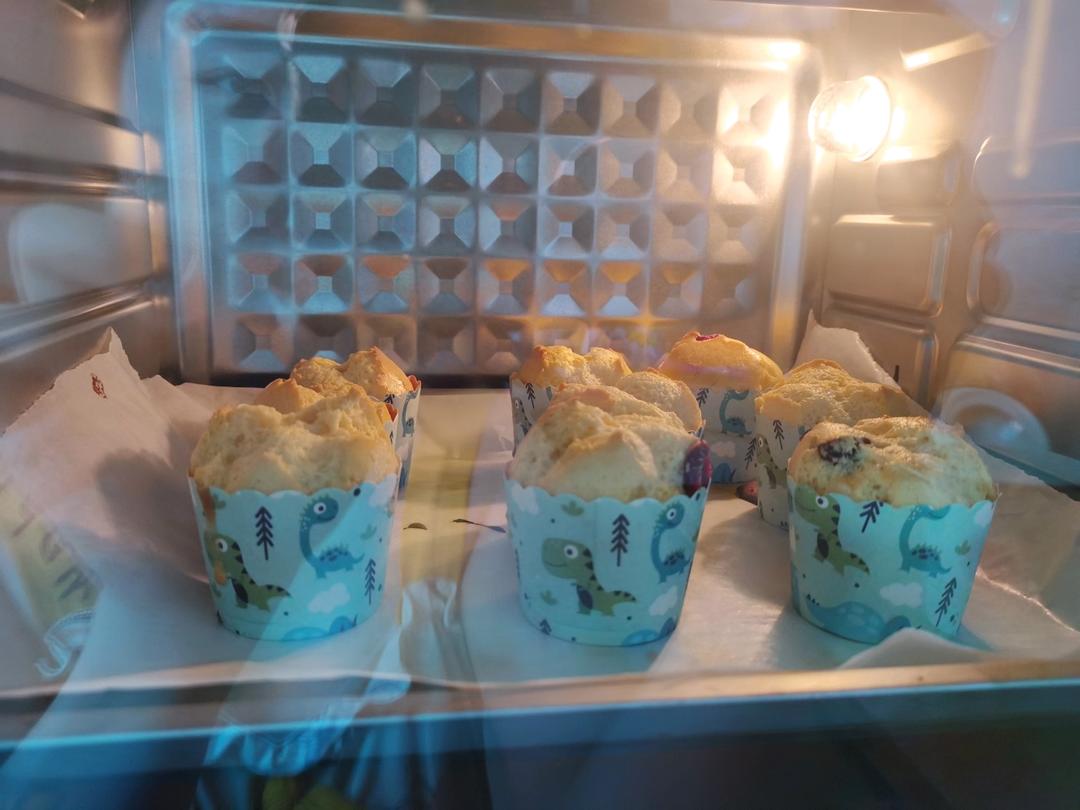 纸杯蛋糕 8寸戚风蛋糕的量