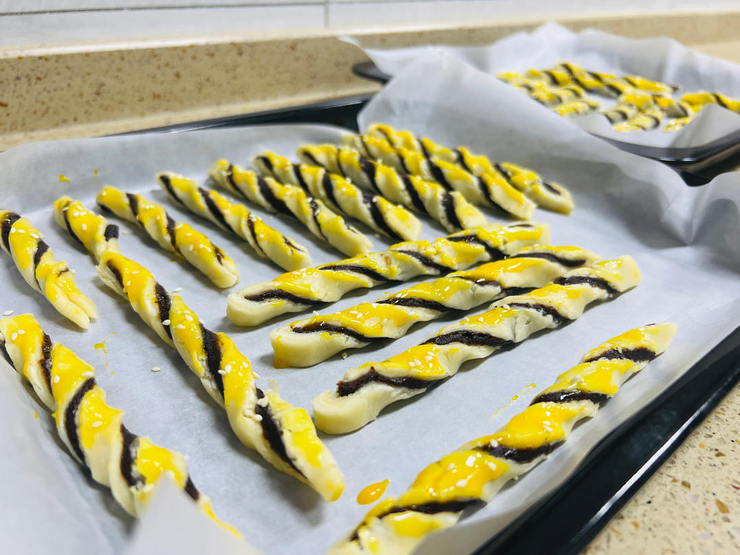 酥掉渣的豆沙扭扭酥