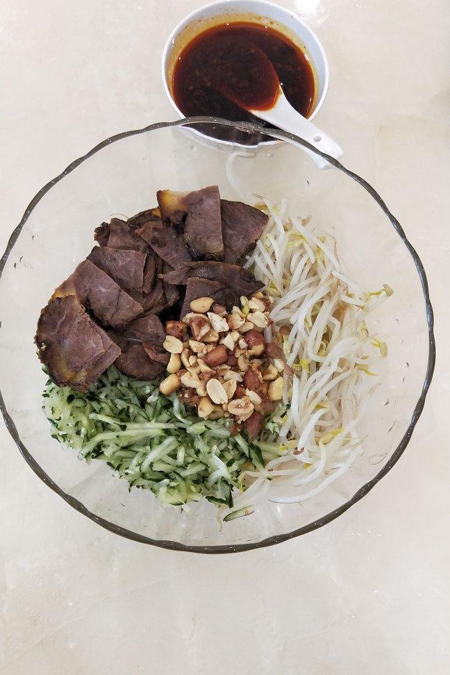 姥姥的爽口凉面！（干拌挂面）