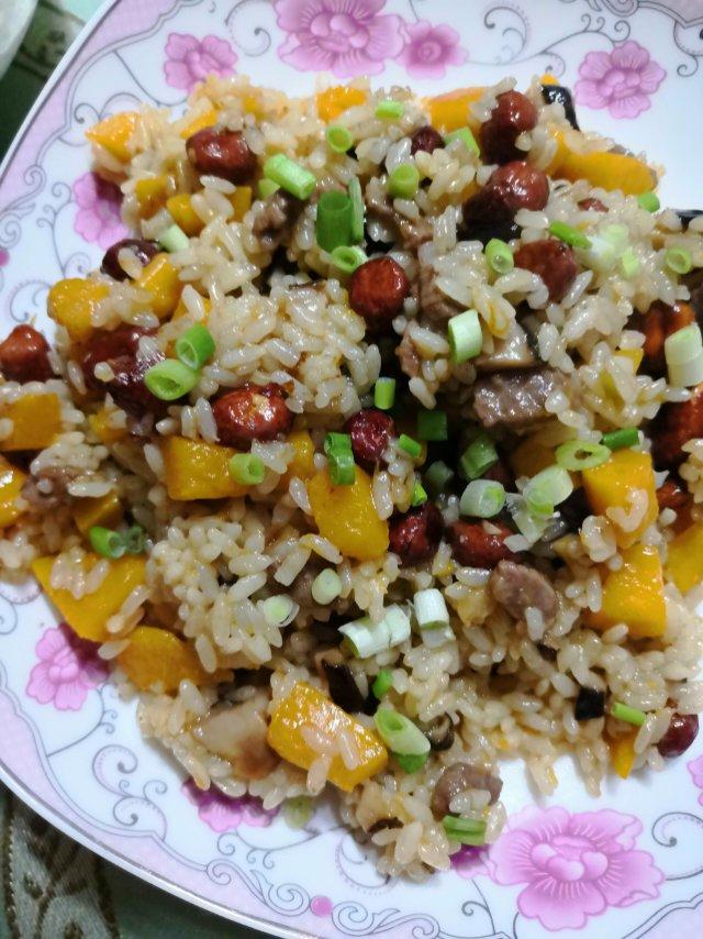 美味到不行的南瓜饭