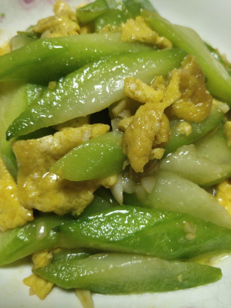 丝瓜炒鸡蛋！