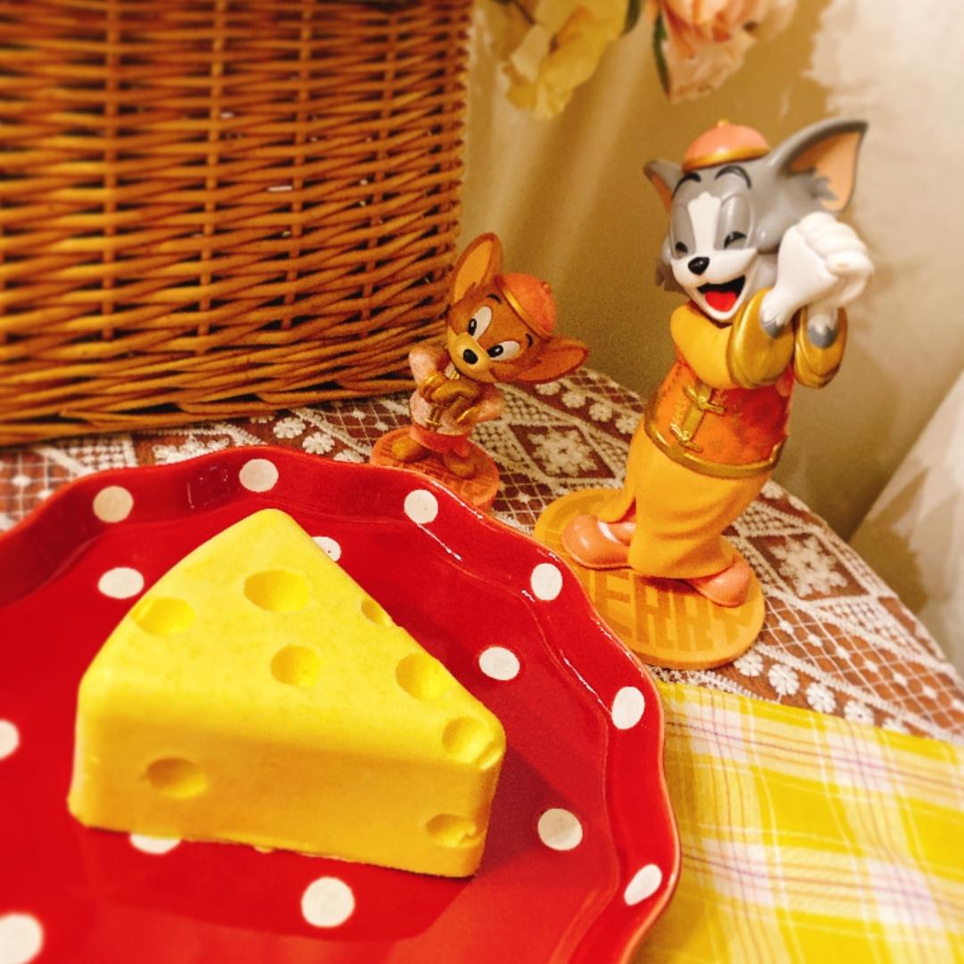 阿凡usagi做的童年经典猫和老鼠同款奶酪杰瑞奶酪洞洞奶酪慕斯快手版