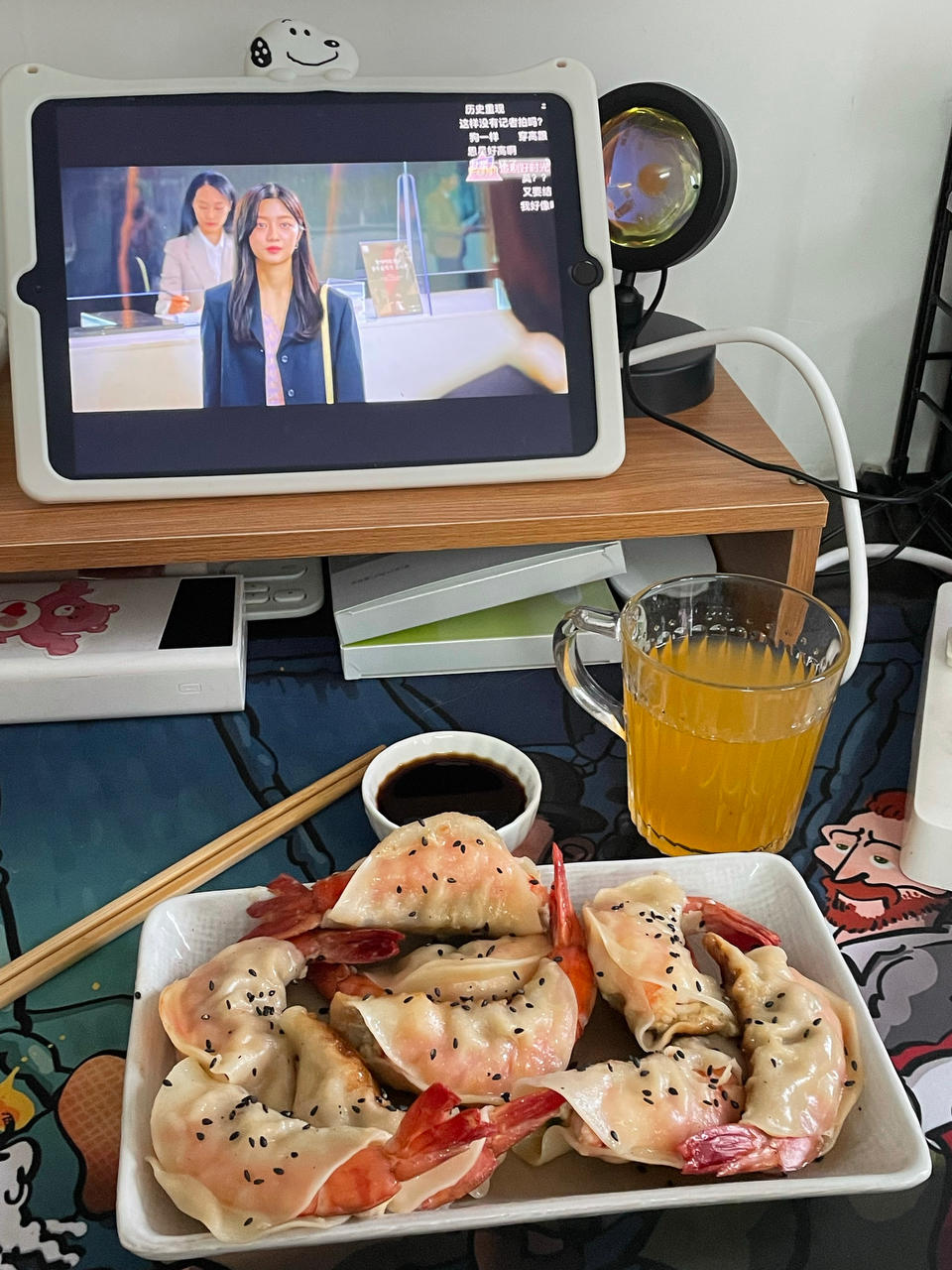 快给你心爱的人们做/送饭吧！