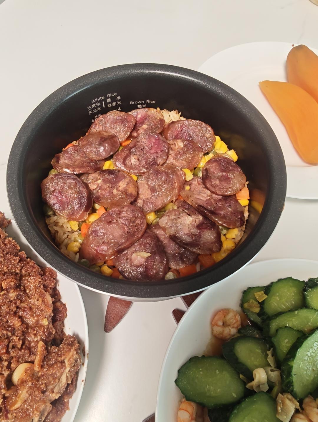 懒人电饭锅香肠焖饭/煲仔饭